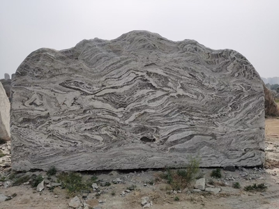 大型现货景观石厂家直销，欢迎订购！